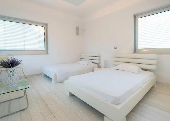 Katerina House